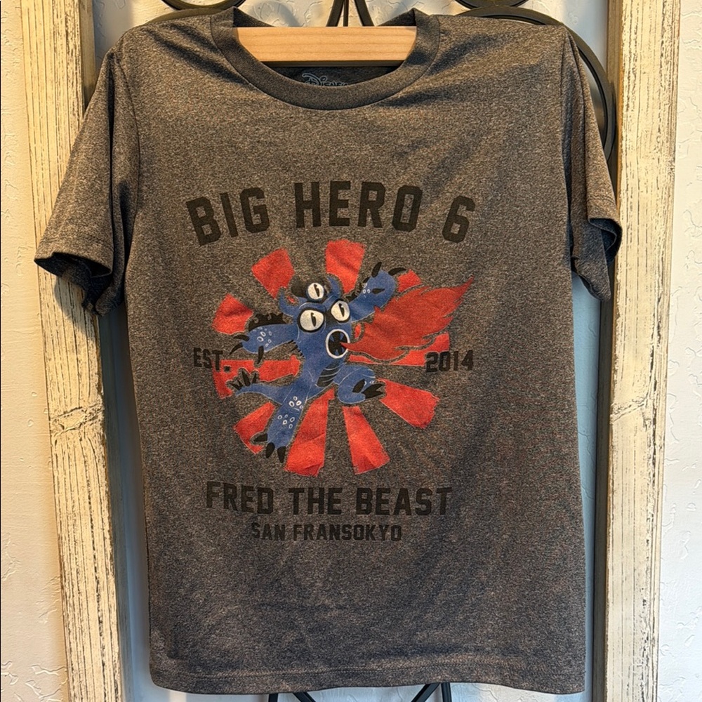 Big Hero 6 Kids Gray Active T-Shirt • Size Medium
